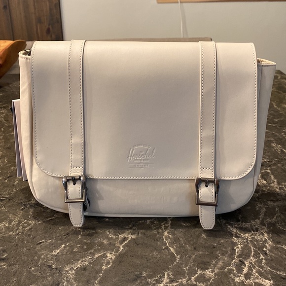 NWT Herschel Crossbody Bag - Picture 6 of 6